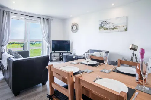 Beach View - 2 Bedroom Apartment - Llanelli - 3 estrellas