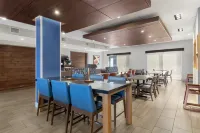 โรงแรม Holiday Inn Express Spring Hill บาย IHG