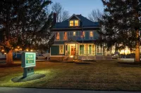 Ash Street Inn