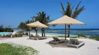 Zahari Oceanfront - 2-Star