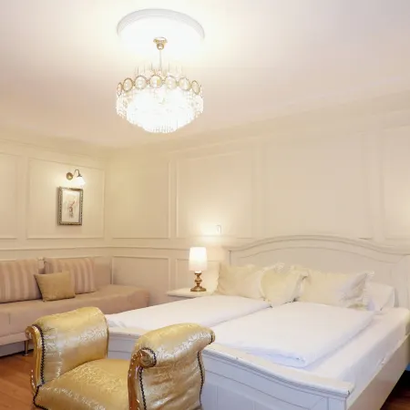 Allegro Hotel