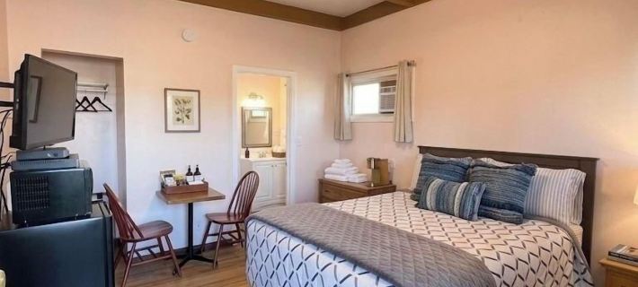 Dawson House Lodge Hotels in Klamath County