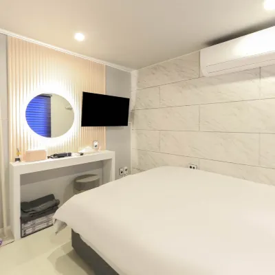 Gyeongju Donghang Stay Mini Hotel โรงแรมใกล้สระอานับจี