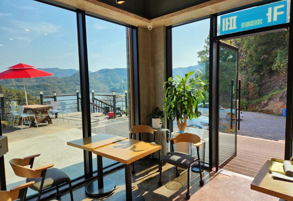 보은 파인트리 펜션앤캠핑