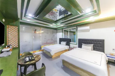Jeongeup Amor Hotels near Jeongeup Public Stadium