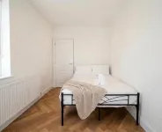 Gladeside Luxe Three Bed Retreat