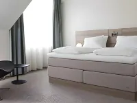 Thon Hotel Parken - 4-Star