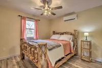 El Dorado Springs Cabin: Near Trails & Parks! - Wifi