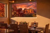Red Rock Views • Pool, Spa, Firepit, & Billiards • Luxe 6Br Sedona Retreat