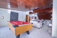 THE CARRINGTON SUITES