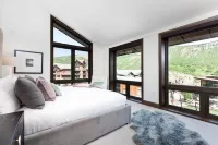 The Ultimate Summertime Luxury Penthouse Retreat in Snowmass Base Village!