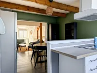 Spacious Luxury Stay in Saint-Gilles Near Ixelles Fast Transport Hotels in Forest
