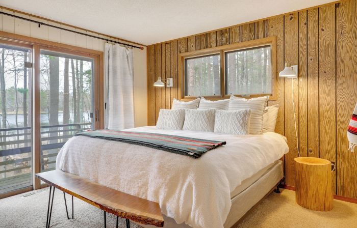Game Room! Mid-Century Escape in the Northwoods