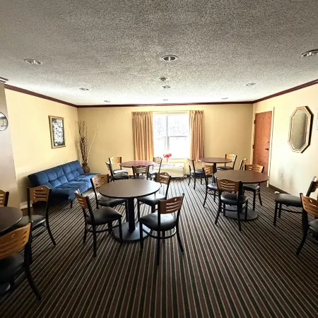 Royal Inn Rockville in by Hotel O