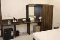 Manjushree Hotel & Resort - Hot Tub