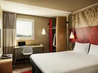 Ibis Massy