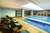 Premier Inn Sakarya - Swimmingpools
