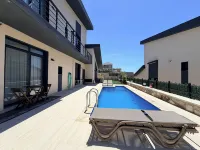 Mila Villa Foçaköy Tuzlu Su Havuzlu Müstakil Villa - Pools