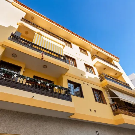 Checha House
