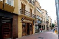 Boada Riera - The RoomsbyReini - parking