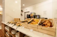 Made Inn Entroncamento - Breakfast