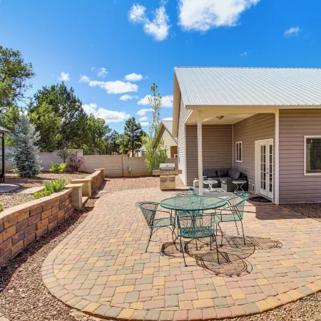 Private Patio + Gazebo: Show Low Hideaway!