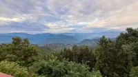 Hotel Himdhara, Near Mall Road Dalhousie - Mountain view