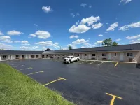 Perth Plaza Inn & Suites - Motels