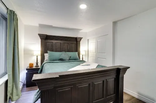 5 Mi to Barr Lake! Suburban Family Retreat - Holiday Apartments