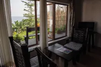 Room in Lodge - Rushel Kivu Resort Kayove - Parvekkeita