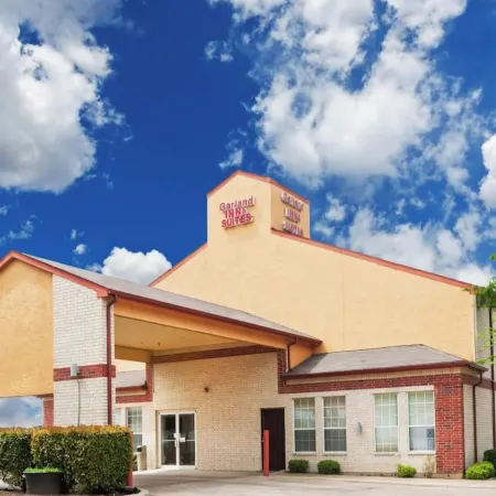 Garland Inn & Suites near Dallas TX