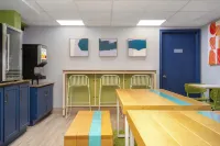Spark by Hilton Edmundston - breakfast