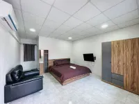 Luxurious 12-Bedroom Villa Retreat in Tambon Pong, Thailand - Wifi