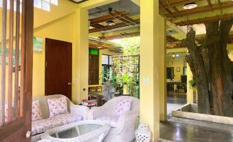 Luang Chumni Village