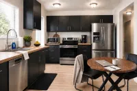 Cozy & Quiet - KING Bed - Full Kitchen - 6 Minutes to Kadlec, 5 miles to PNNL. - 4-Star