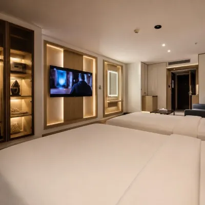 Flamingo Hotels & Tours Hoteles cerca de Centro comercial Sun City