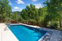 Riverside Condo, Walk Everywhere Viking Lodge 212 Condo - Pools