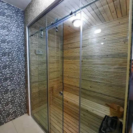 Diamond Star Hotel
