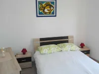 Apartment Račić - Two-bedroom Apartment with Balcony and Sea View - Ocean View