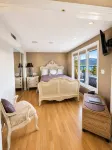 Secluded Romantic Getaway Overlooking Shasta Lake - 4-Sterne