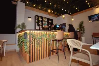 Urban Hostel - balcony