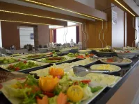 Quars Garden Hotel - sarapan
