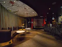 Ibis Koeln Centrum Hotels near Poststrasse Underground Station