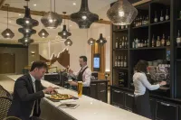 Novotel Nice Arénas Aéroport - Baarit
