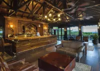 津巴利山林小屋 by Dream Resorts - 酒吧