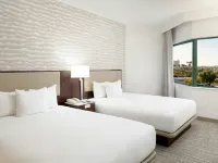 DoubleTree Suites by Hilton Phoenix Hotels near Camelback East