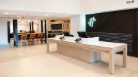 Holiday Inn CLEVELAND by IHG - parking