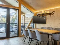 Superior Chalet # 7 With Sauna & Hot Tub - Chalets