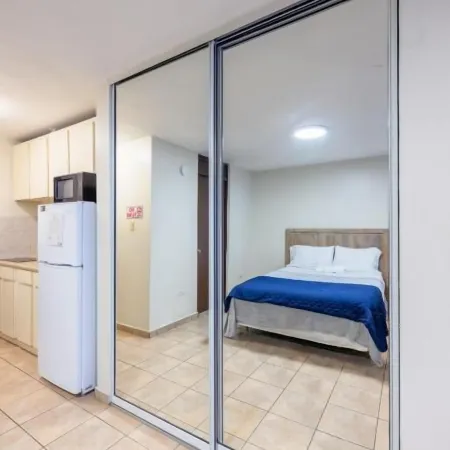Golden Dream Studio 306 B