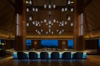 The Ritz-Carlton, Okinawa - بار